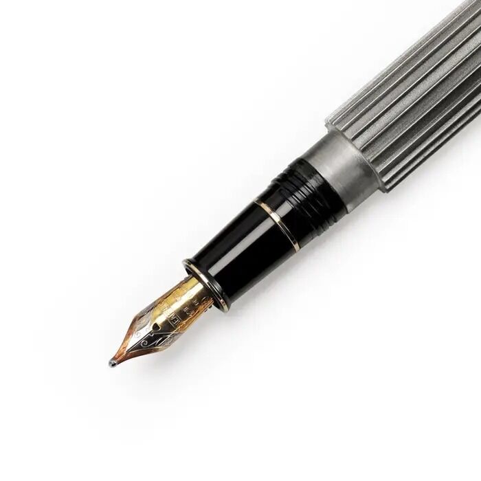 Royal Selangor Vapour - Broad Nib Fountain Pen