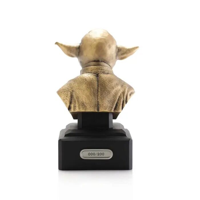 Royal Selangor Star Wars - Limited Edition Gilt Yoda Bust