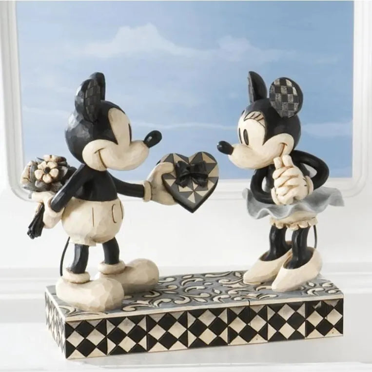 Jim Shore Disney Traditions - Mickey & Minnie Black & White - Real Sweetheart