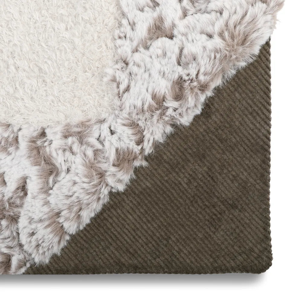 Demdaco Giving Baby Blanket