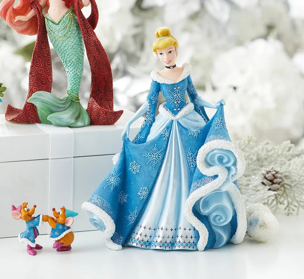 Disney Showcase Couture De Force - Christmas Cinderella with Jaq and Gus
