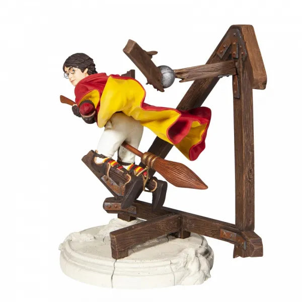 Wizarding World Of Harry Potter - Harry Quidditch Year Two Figurine