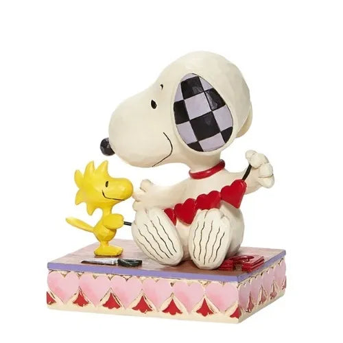Peanuts by Jim Shore - Snoopy with Hearts Garland - Stringing Hearts