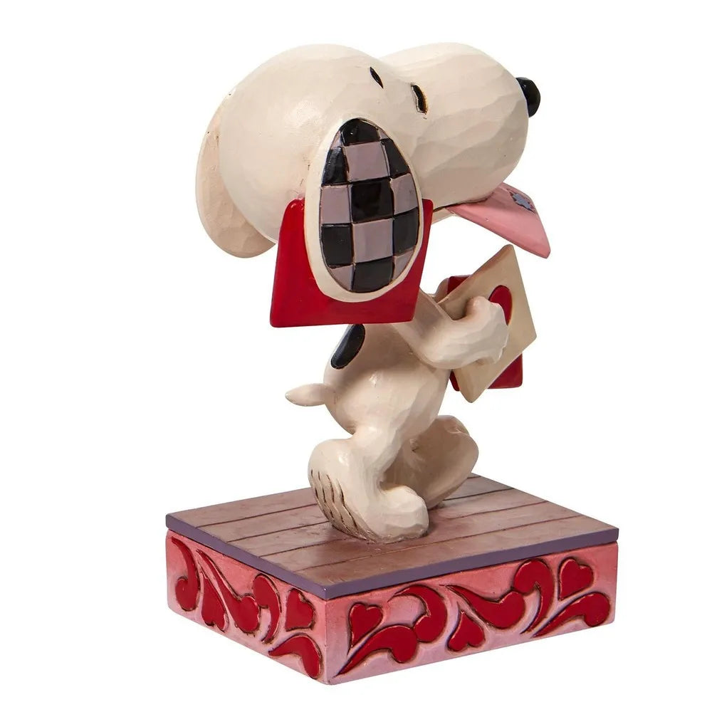 Peanuts by Jim Shore - Snoopy Holding Valentine