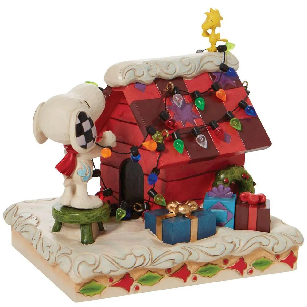 Peanuts by Jim Shore - Snoopy With Woodstock Decorating