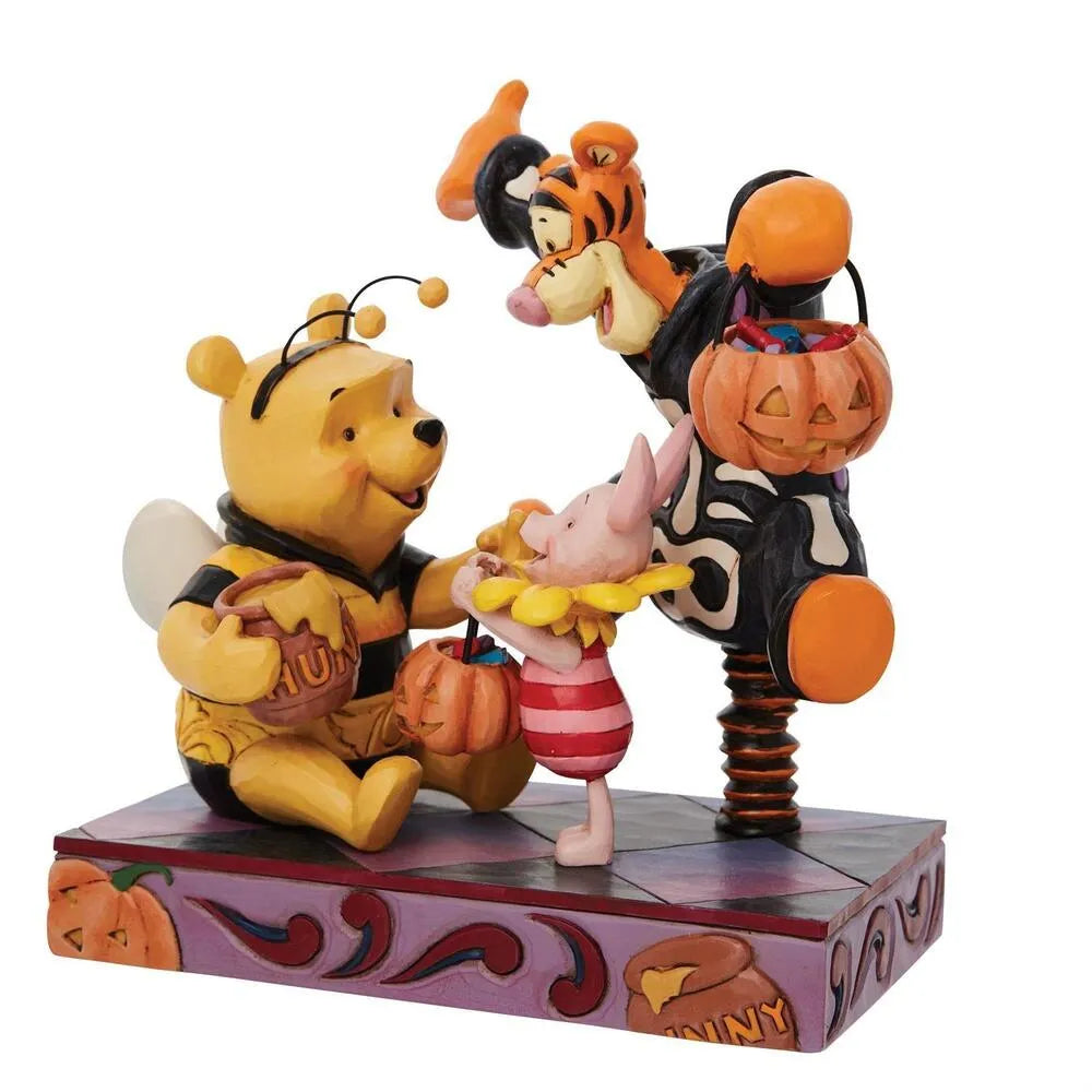 Jim Shore Disney Traditions - Winnie the Pooh - A Spook-tacular Halloween