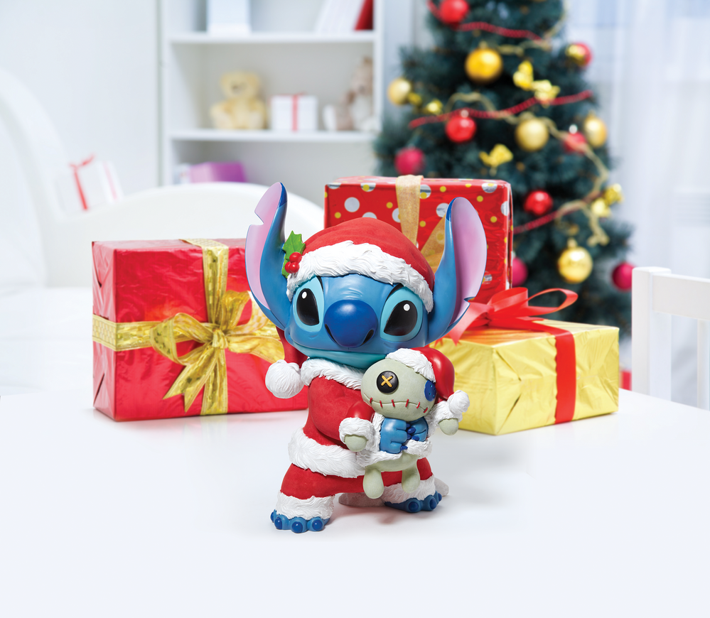 Disney Showcase - Santa Stitch with Scrump