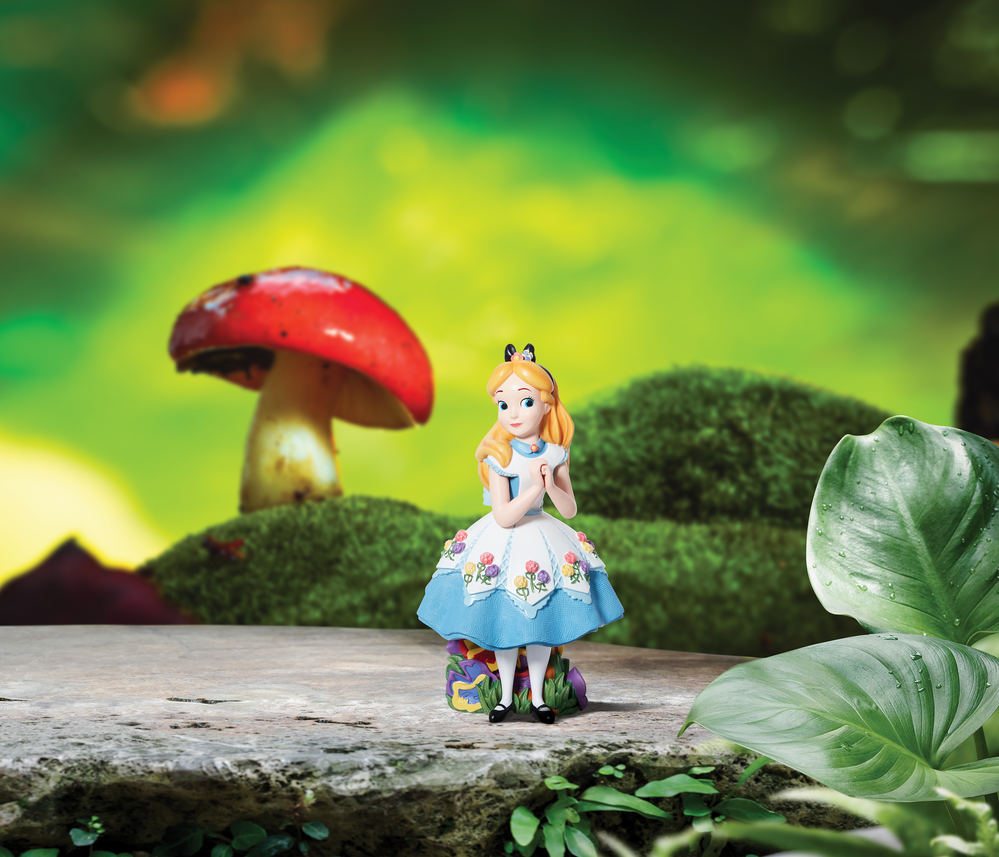 Disney Showcase - Botanical Alice In Wonderland