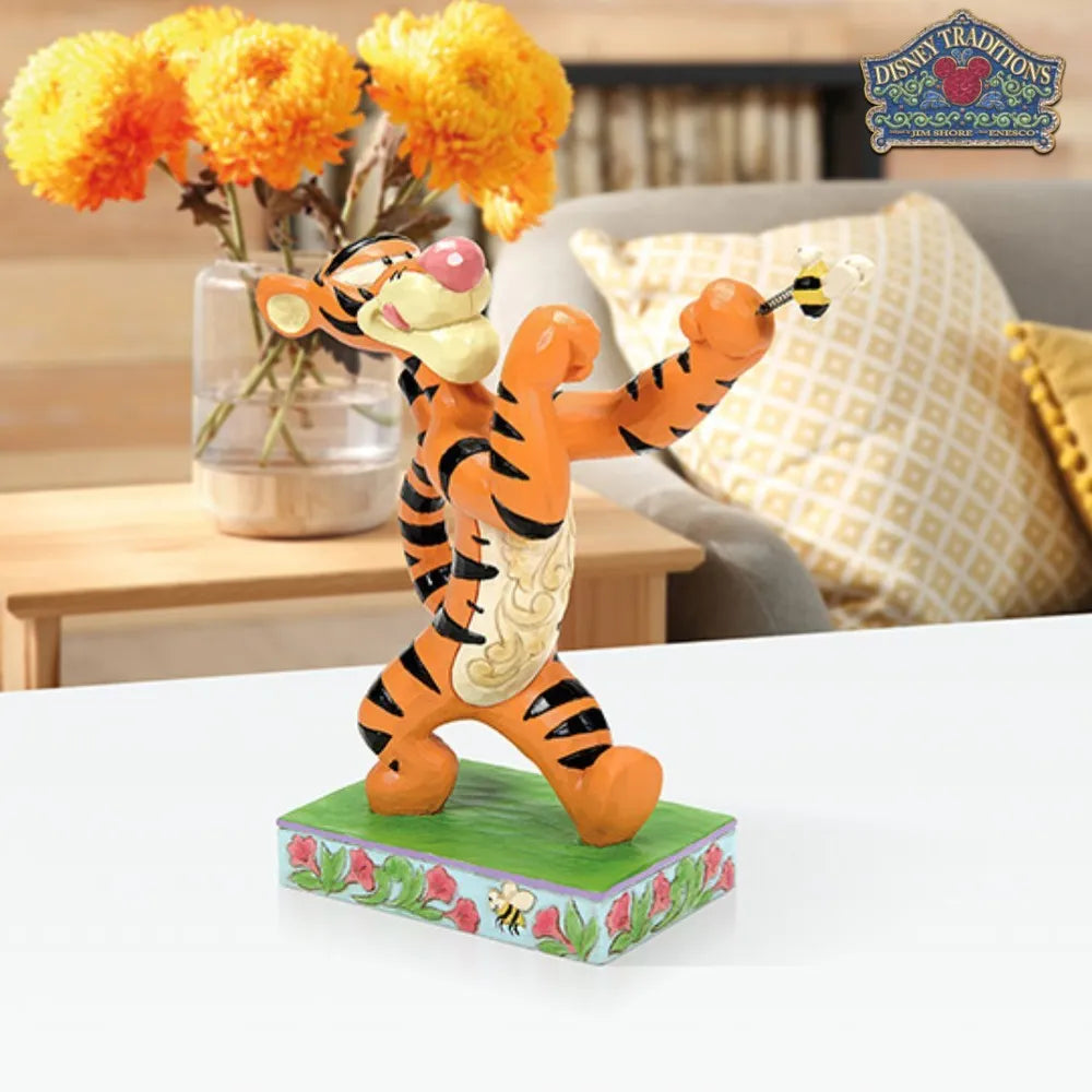 Jim Shore Disney Traditions - Winnie The Pooh - Tigger Bee Boxing