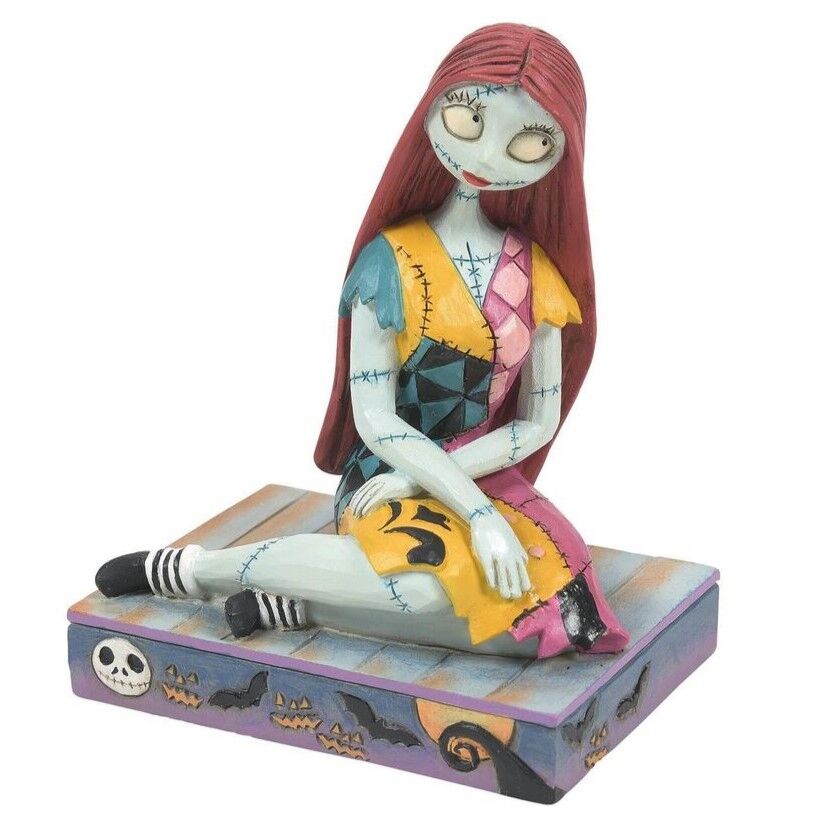 Jim Shore Disney Traditions - Nightmare Before Christmas 30th Anniversary - Sally Personality Pose