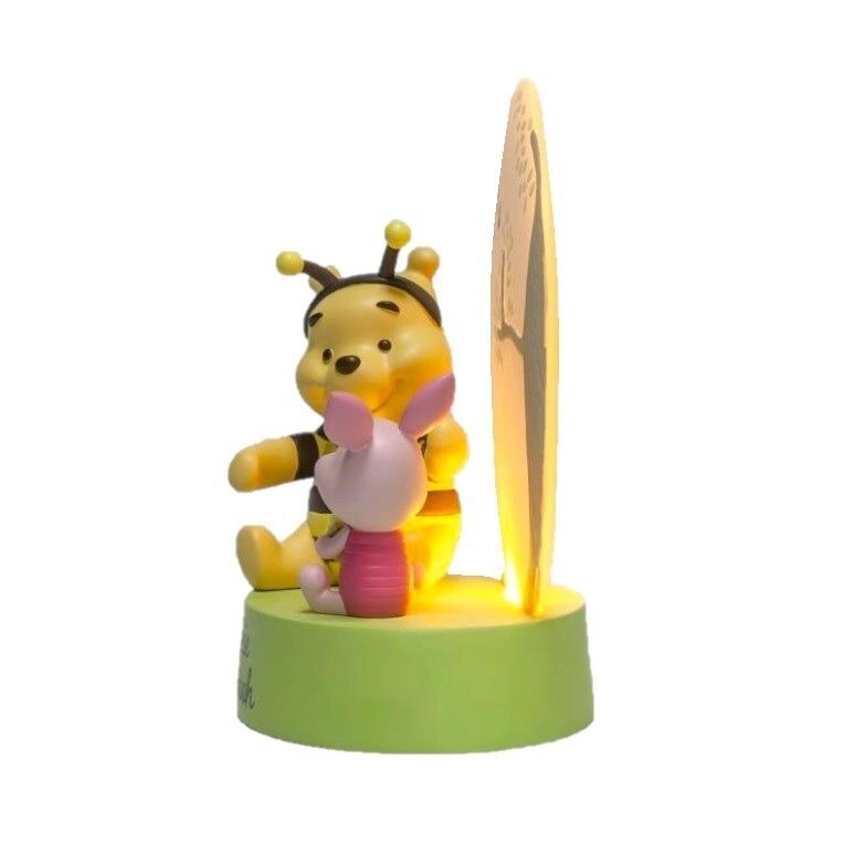 Disney Showcase - Pooh & Piglet Light Up Scene