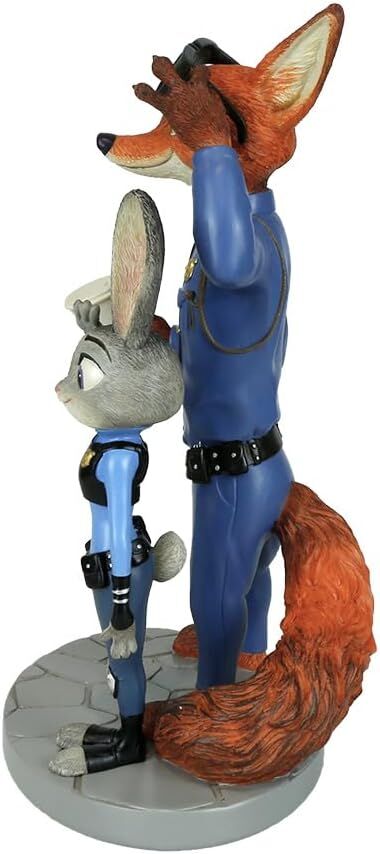 Disney Showcase - Zootopia Nick Wilde & Judy Hopps in Uniform