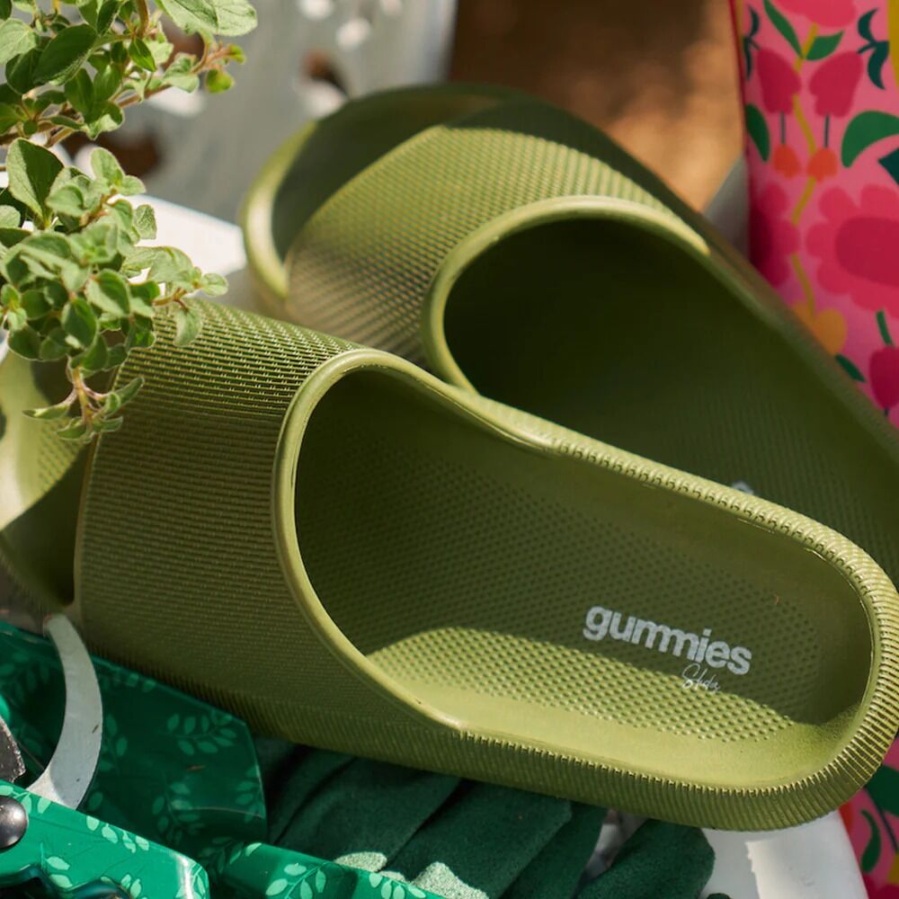Gummies Garden Slides - Olive