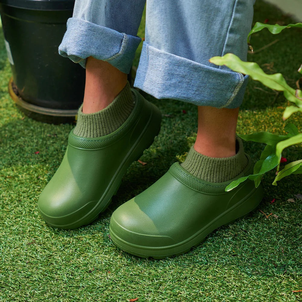 Gummies Sherpa Lined Winter Clog - Olive