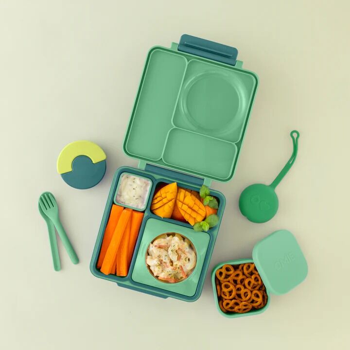 Omie - OmieSnack Silicone Container Green