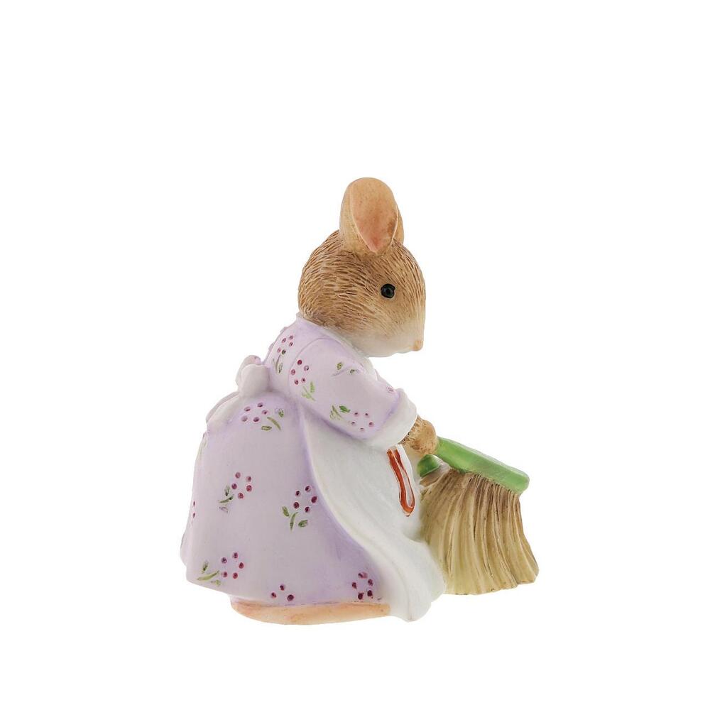 Beatrix Potter Figurine - Hunca Munca Brush and Dustpan
