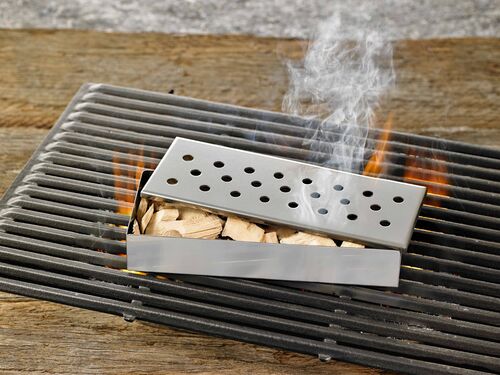 Davis & Waddell Woodchip Smoker Box