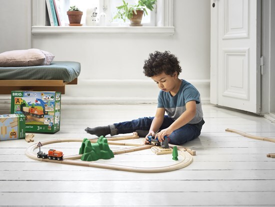 BRIO World Sets - Starter Lift and Load Set