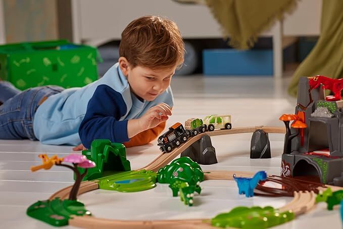 BRIO World - Dinosaur Deluxe Train Set