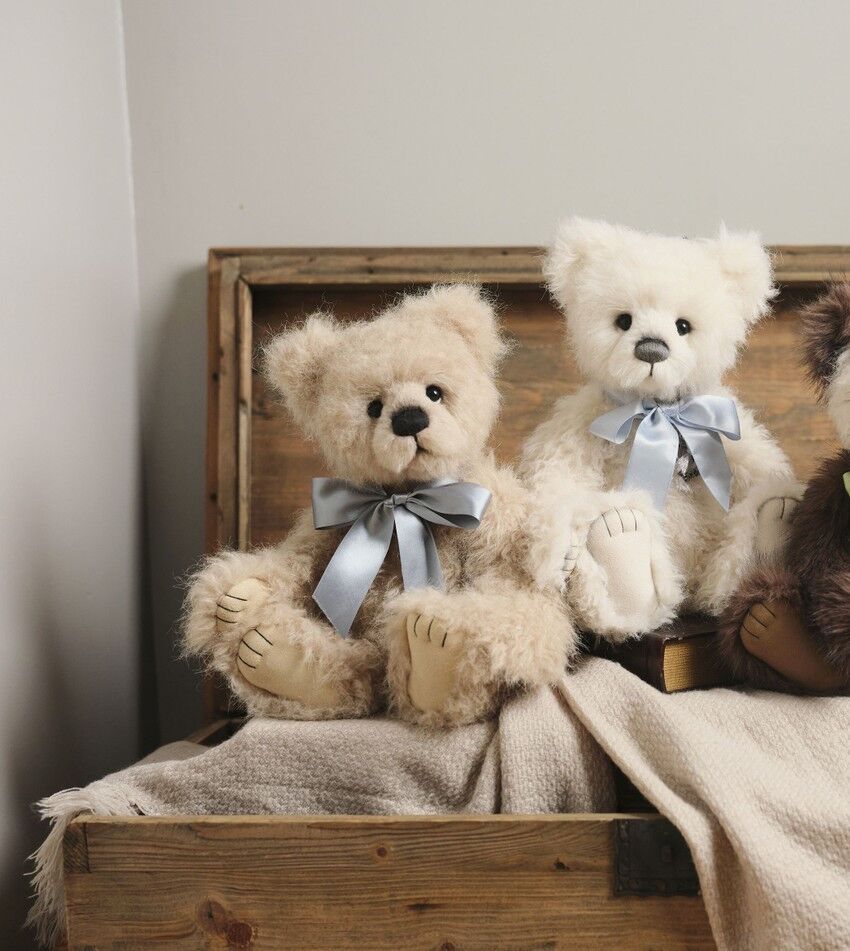 Charlie Bears - Jackson