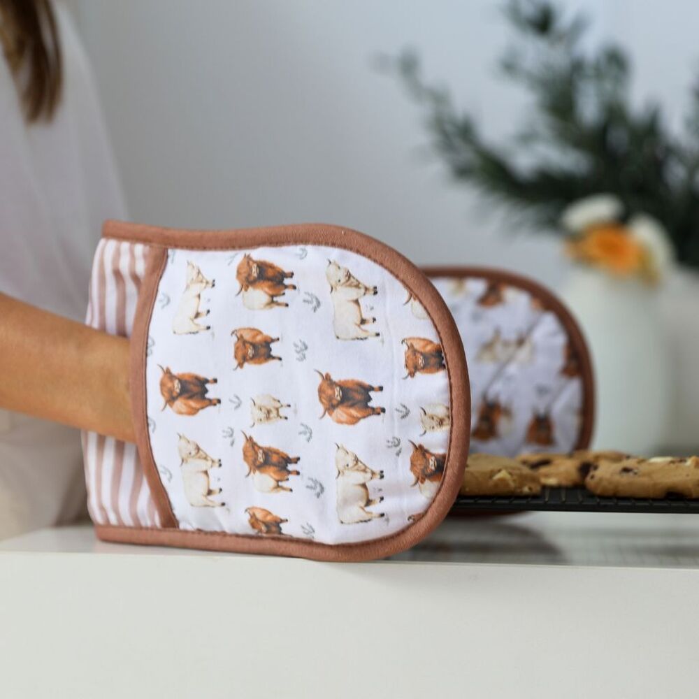 Splosh Cook's Companion - Highland Cow Double Oven Mitt