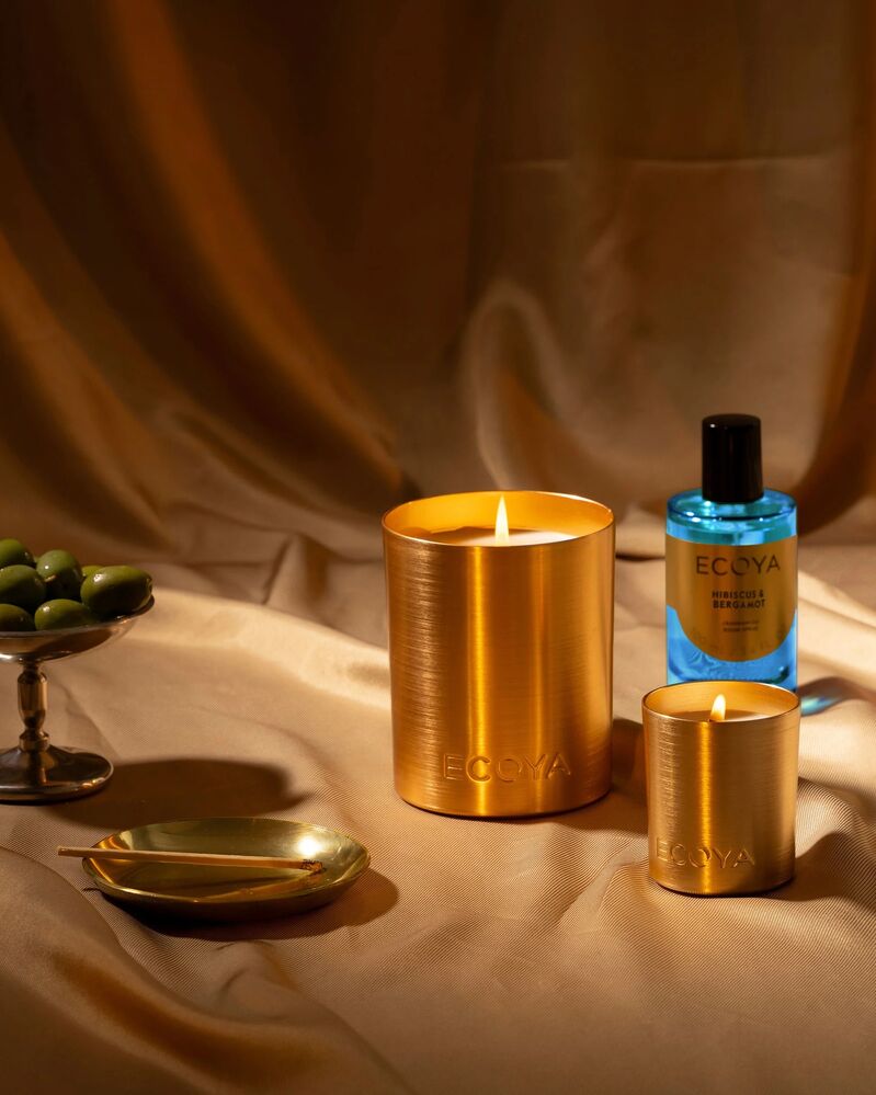 Ecoya Holiday Collection Goldie Candle - Hibiscus & Bergamot