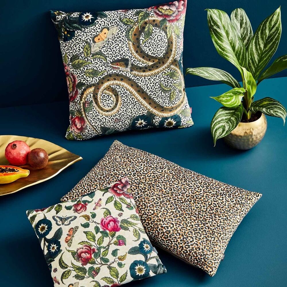 Spode Creatures Of Curiosity - Velvet Square Cushion - 45cm