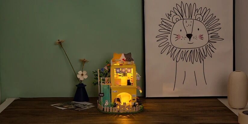 Rolife Wooden Model - DIY Miniature House Cat House