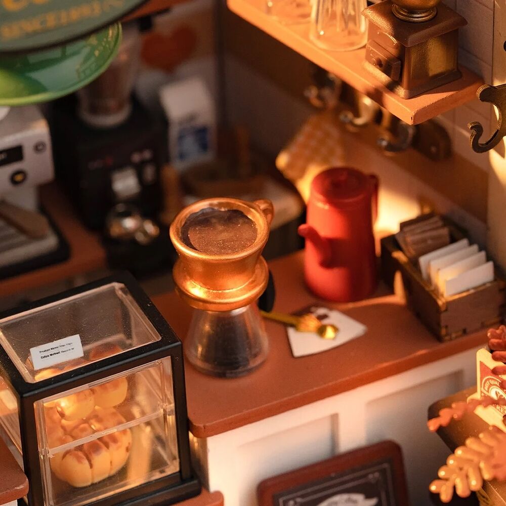 Rolife Wooden Model - DIY Miniature House Flavoury Café