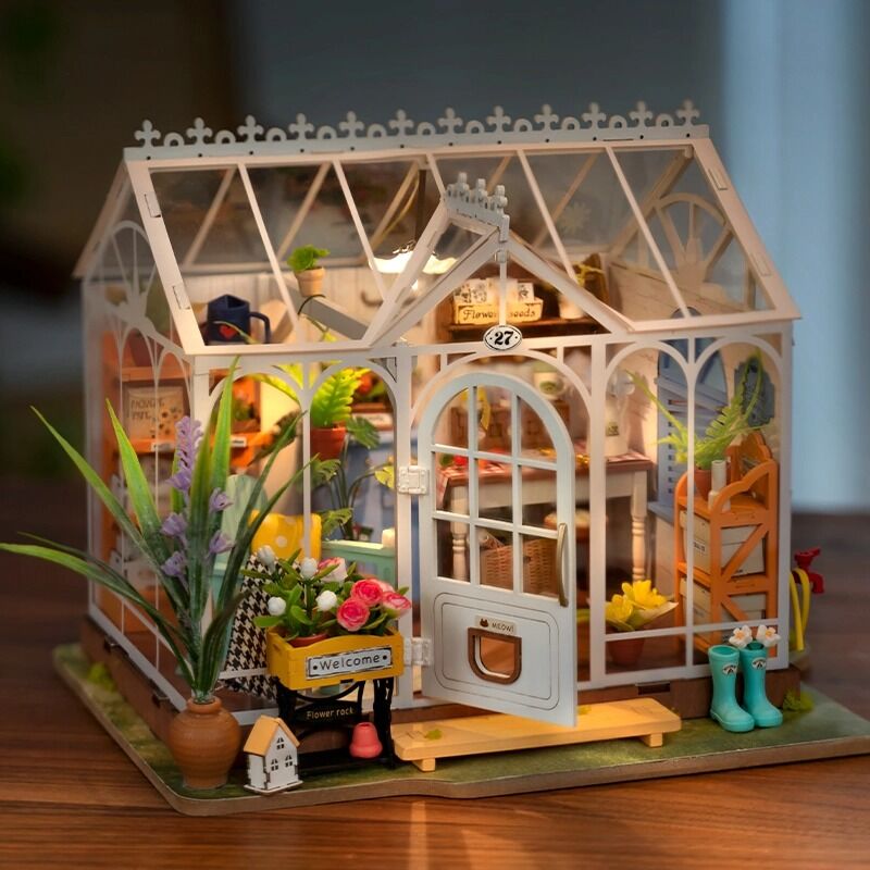 Rolife Wooden Model - DIY Miniature House Dreamy Garden House