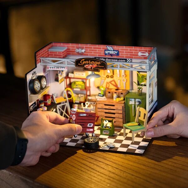 Rolife Wooden Model - DIY Miniature House Garage Workshop