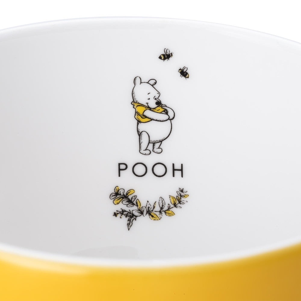 English Ladies Winnie The Pooh - Winnie - Cup And Saucer