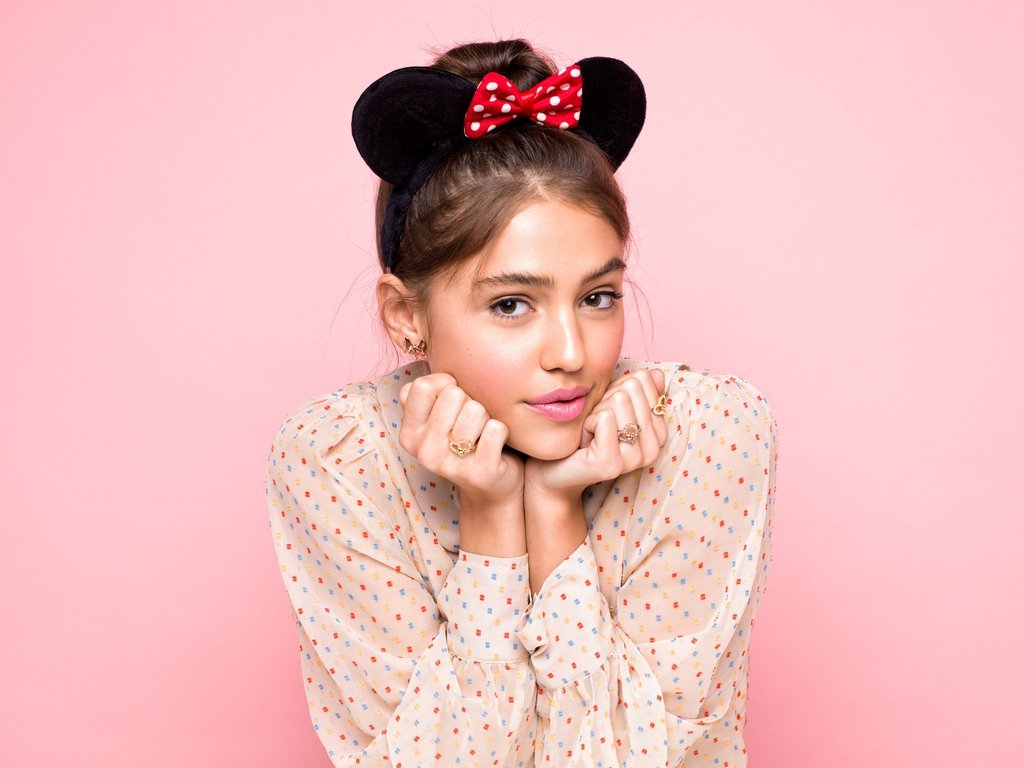 Disney Couture Kingdom - Minnie Mouse - Bow Stud Earrings Yellow Gold