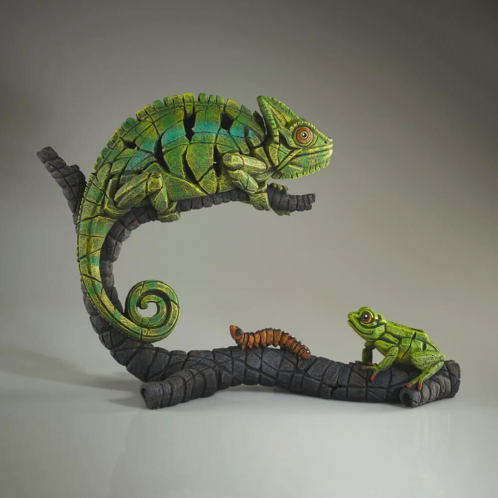 Edge Sculpture - Tree Frog