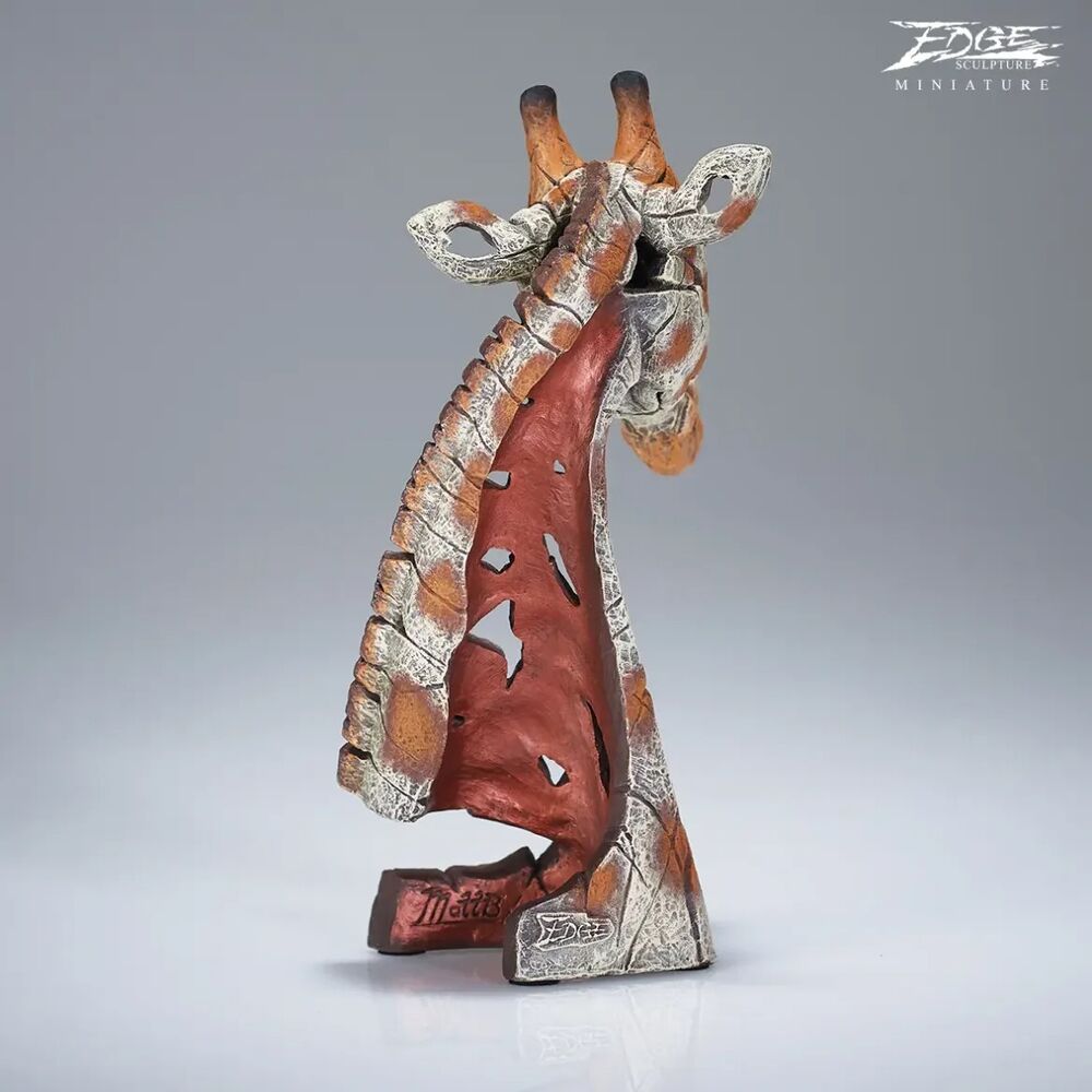 Edge Sculpture - Miniature Giraffe Bust