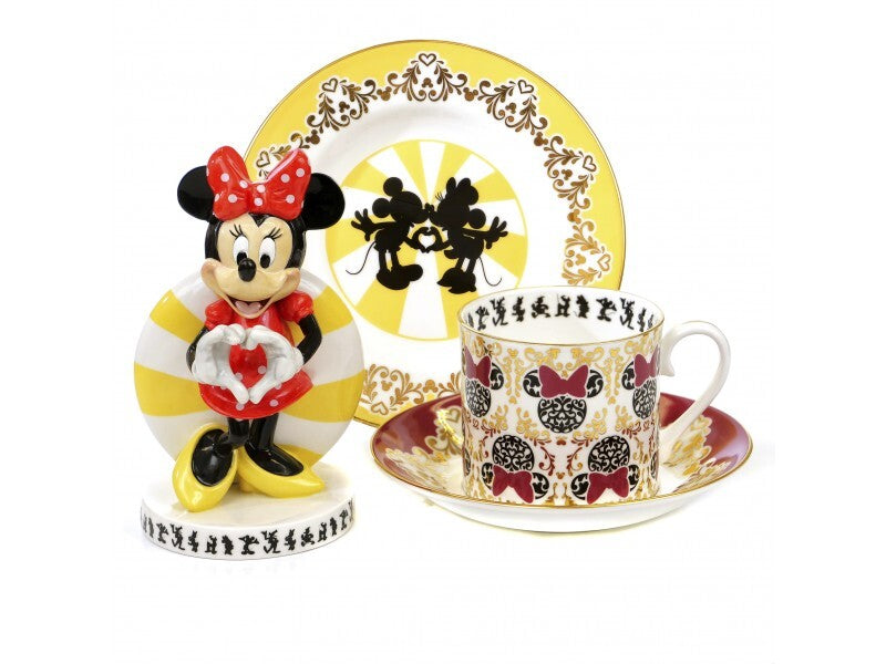 English Ladies Minnie Mouse Modern Figurine