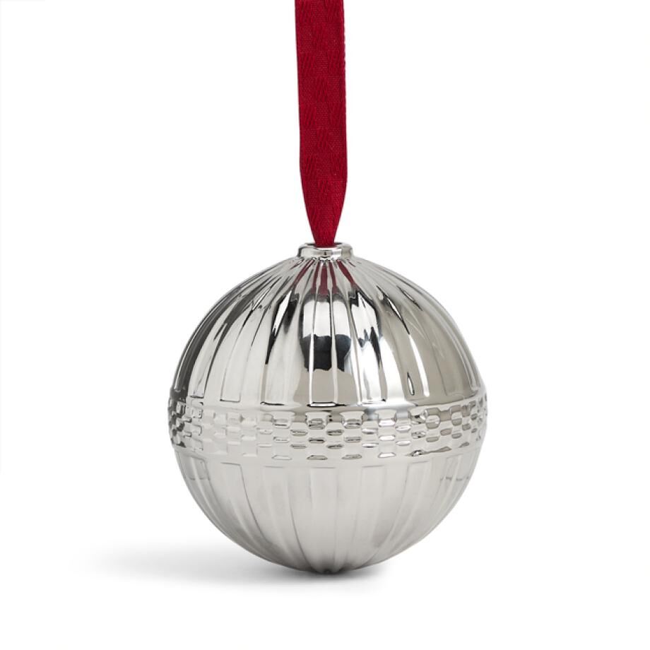 Wedgwood Festive Fluted Silver Coated Hanging Ornament