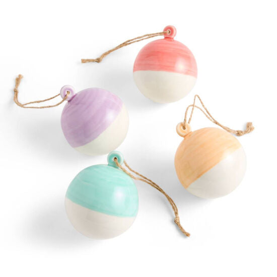 Royal Doulton Christmas 1815 Round Hanging Ornament (Set of 4)