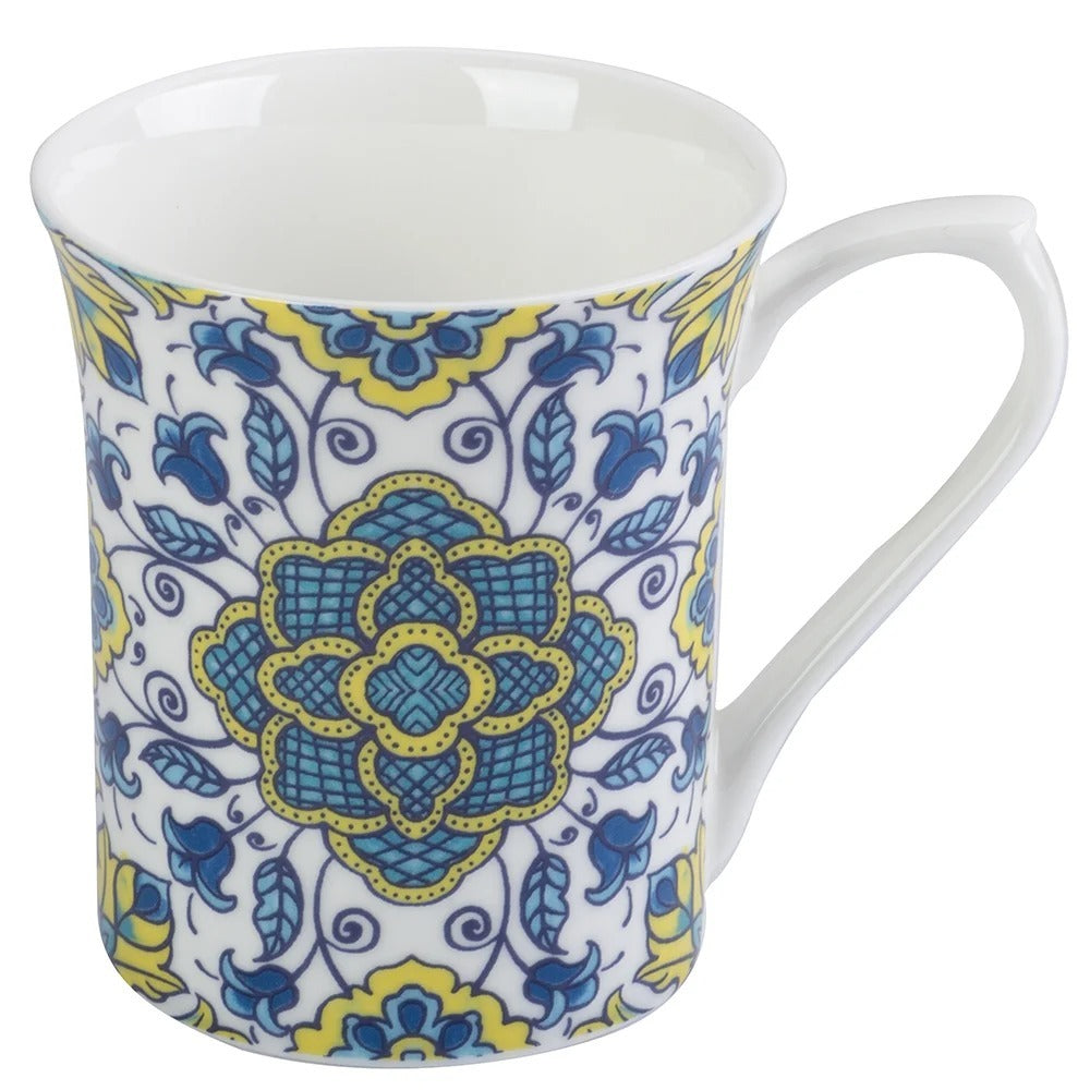 Queens by Churchill Hidden World Portugal - Royale Mug Castelo