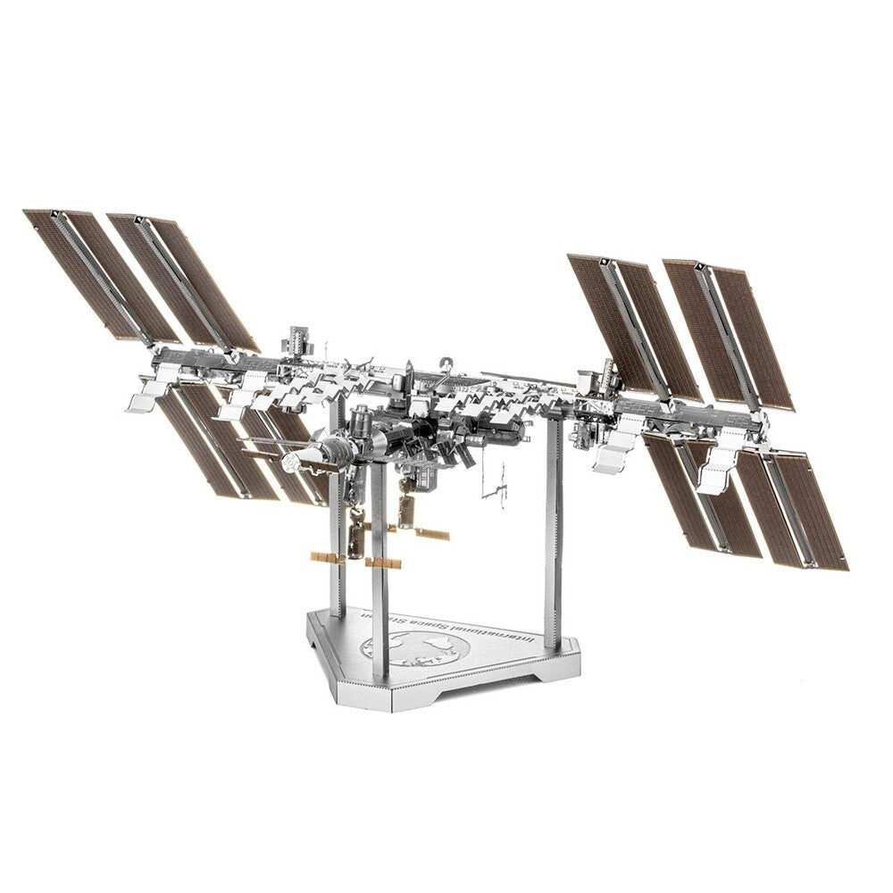 Metal Earth - 3D Metal Model Kit - ICONX International Space Station