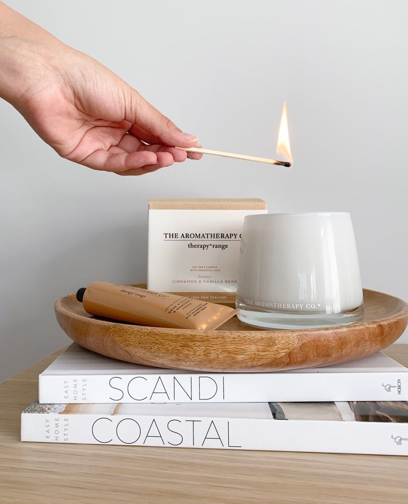 THE AROMATHERAPY CO Therapy Candle Balance - Cinnamon & Vanilla Bean