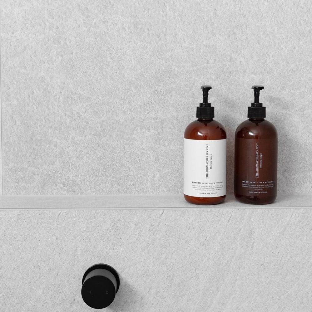 THE AROMATHERAPY CO Therapy Hand & Body Lotion Uplift - Sweet Lime & Mandarin