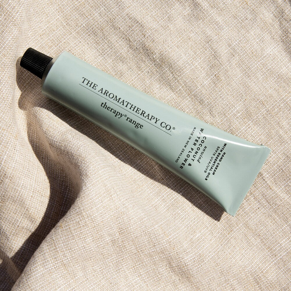 THE AROMATHERAPY CO Therapy Hand Cream Unwind - Coconut & Water Flower