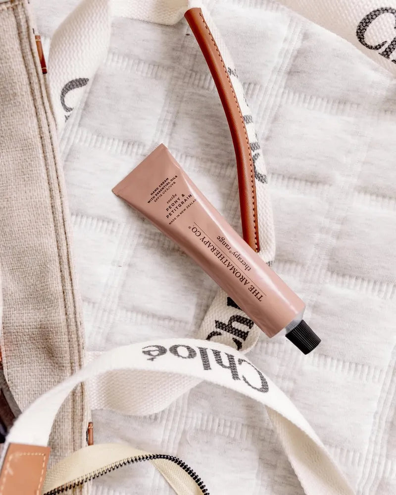 THE AROMATHERAPY CO Therapy Hand Cream Soothe - Peony & Petitgrain