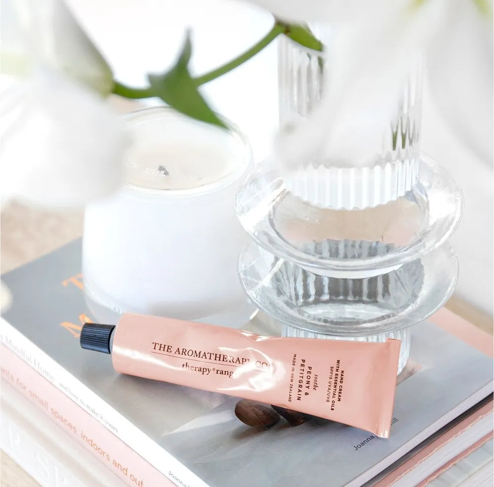 THE AROMATHERAPY CO Therapy Hand Cream Soothe - Peony & Petitgrain