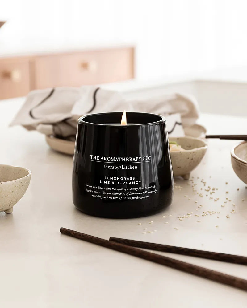 THE AROMATHERAPY CO Therapy Kitchen Candle - Lemongrass Lime & Bergamot