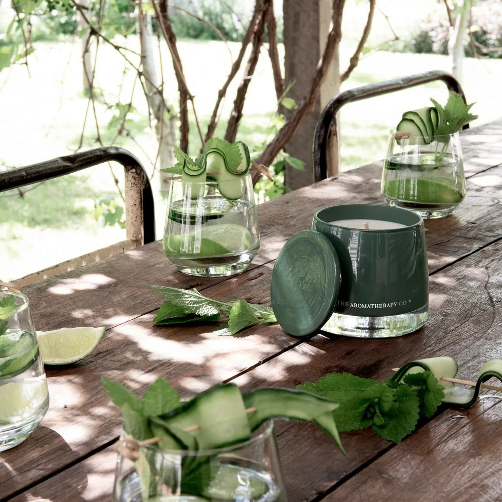 THE AROMATHERAPY CO Therapy Garden Candle - Wild Mint & Lime