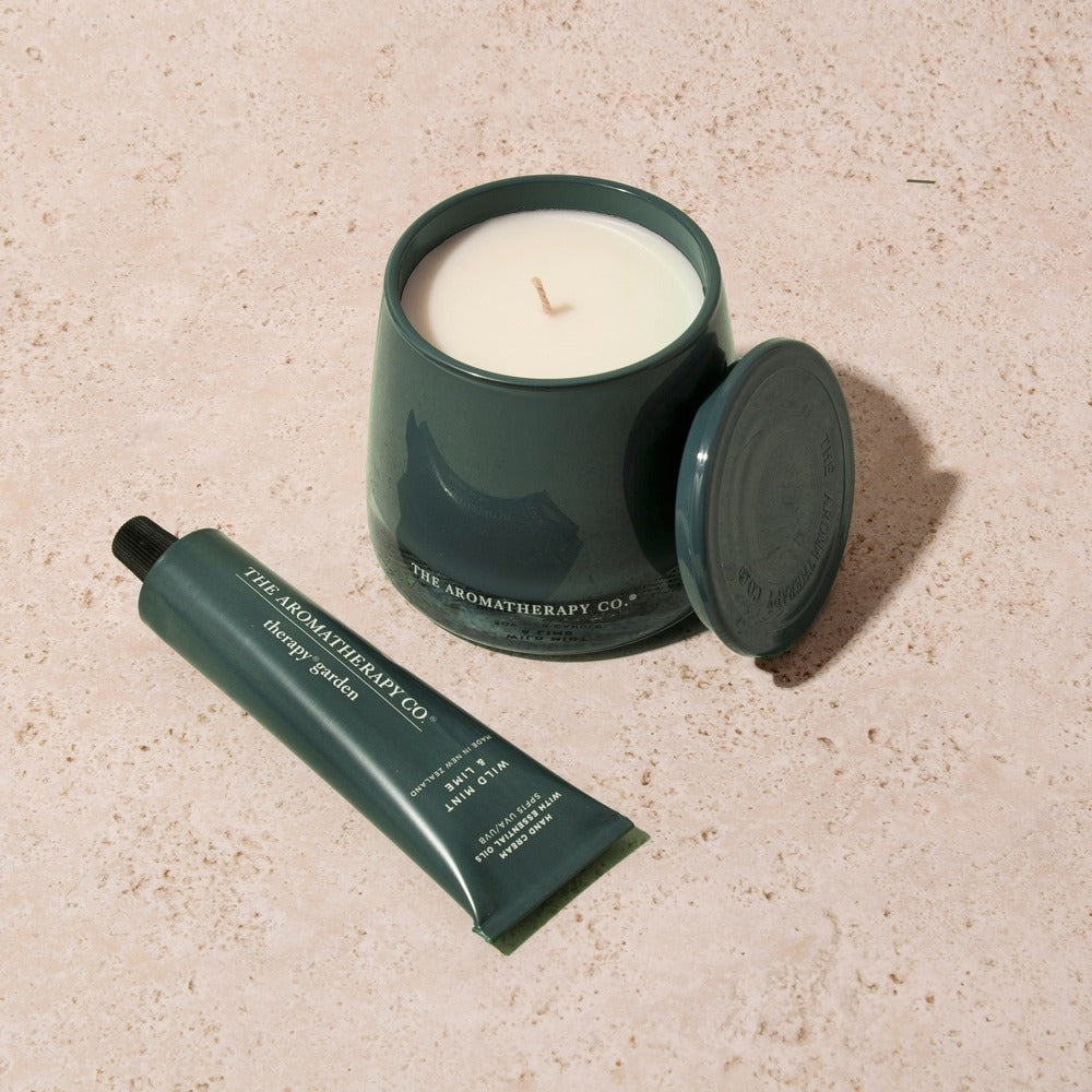 THE AROMATHERAPY CO Therapy Garden Candle - Wild Mint & Lime