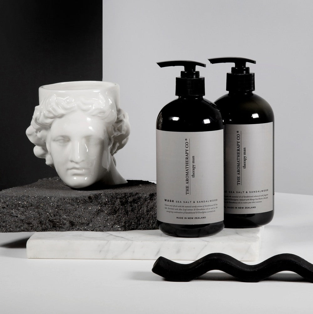 THE AROMATHERAPY CO Therapy Man Hand & Body Lotion - Sea Salt & Sandalwood
