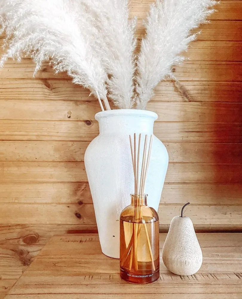 THE AROMATHERAPY CO Therapy Reed Diffuser Unwind - Coconut & Water Flower